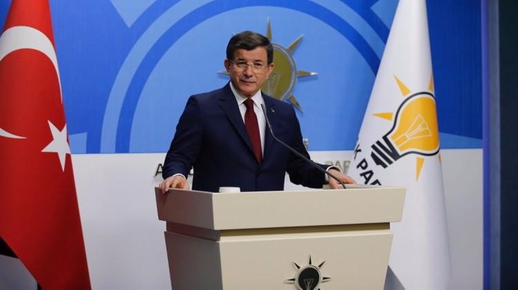 Davutoğlu: Aday olmayacağım