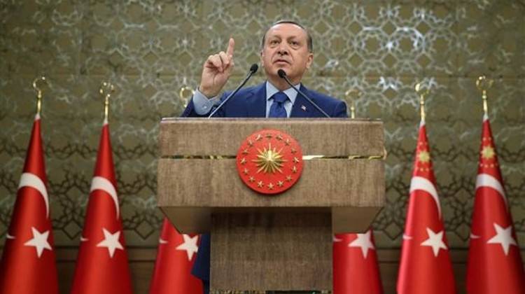 Cumhurbaşkanı Erdoğan kükredi: Buraları size dar ederiz