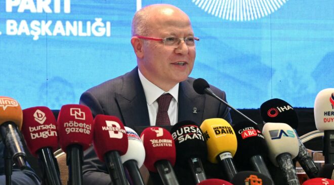 Davut Gürkan: Mustafa Bozbey ürettiği mazeretlere sığındı, bitme noktasındaki projeleri bile bitiremedi şimdi algı yapıyor…