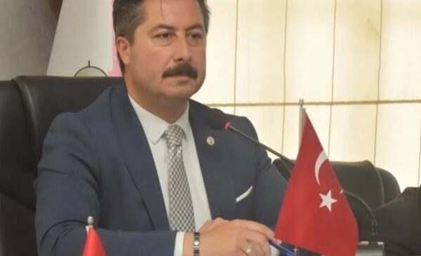Başkan Ercan Özel piknikçileri uyardı!