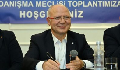 Bursa’da 800 yeni üye AK Parti’ye katıldı