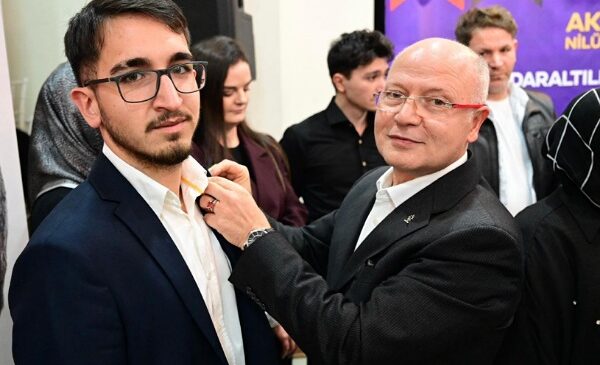 Ak Parti Bursa Ailesi Büyümeye Devam Ediyor