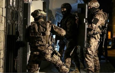 Yalova’da DEAŞ operasyonunda çatışma: Çok sayıda polis yaralandı