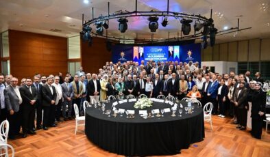 AK Parti Bursa 65. İl Danışma Meclisi’nde “Vefa” Mesajı Damga Vurdu