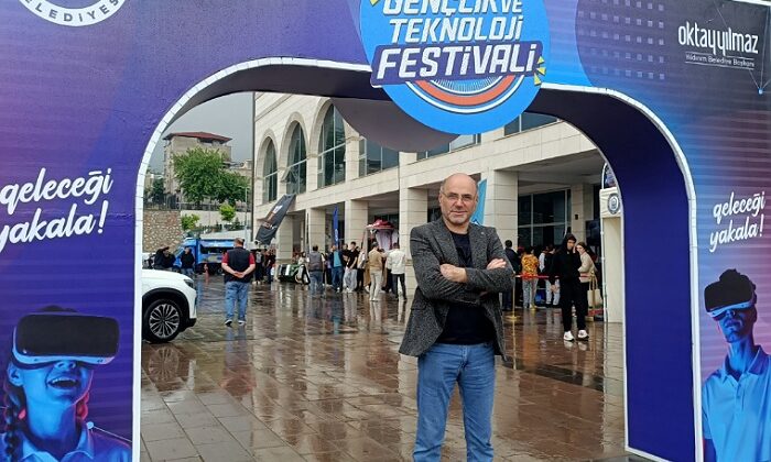 Yıldırım Belediyesi Gençlik Ve Teknoloji Festivali Başladı