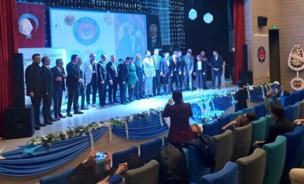 Türk Sağlık-Sen Bursa 2 No’lu Şube Kongresinde Gümbür Gümbür Mesajlar!