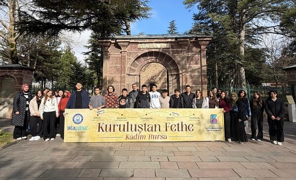 Yıldırımlı Gençler Fetih İzinde