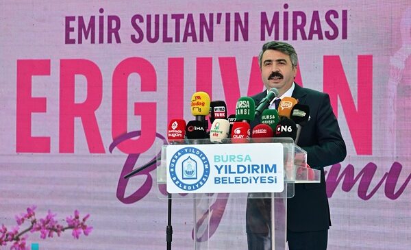 Yıldırım’da Erguvan Coşkusu