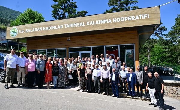 Başkan Oktay Yılmaz: Hızlı çözümler için Muhtarlarımızla İş Birliği İçindeyiz