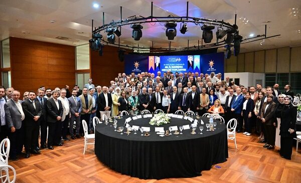AK Parti Bursa 65. İl Danışma Meclisi’nde “Vefa” Mesajı Damga Vurdu