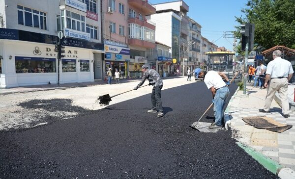 Yenişehir Caddeleri 5 Günde Sıcak Asfalt Kaplandı