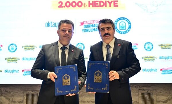 Yıldırım’da 6 Bin Öğrenciye Kırtasiye Desteği